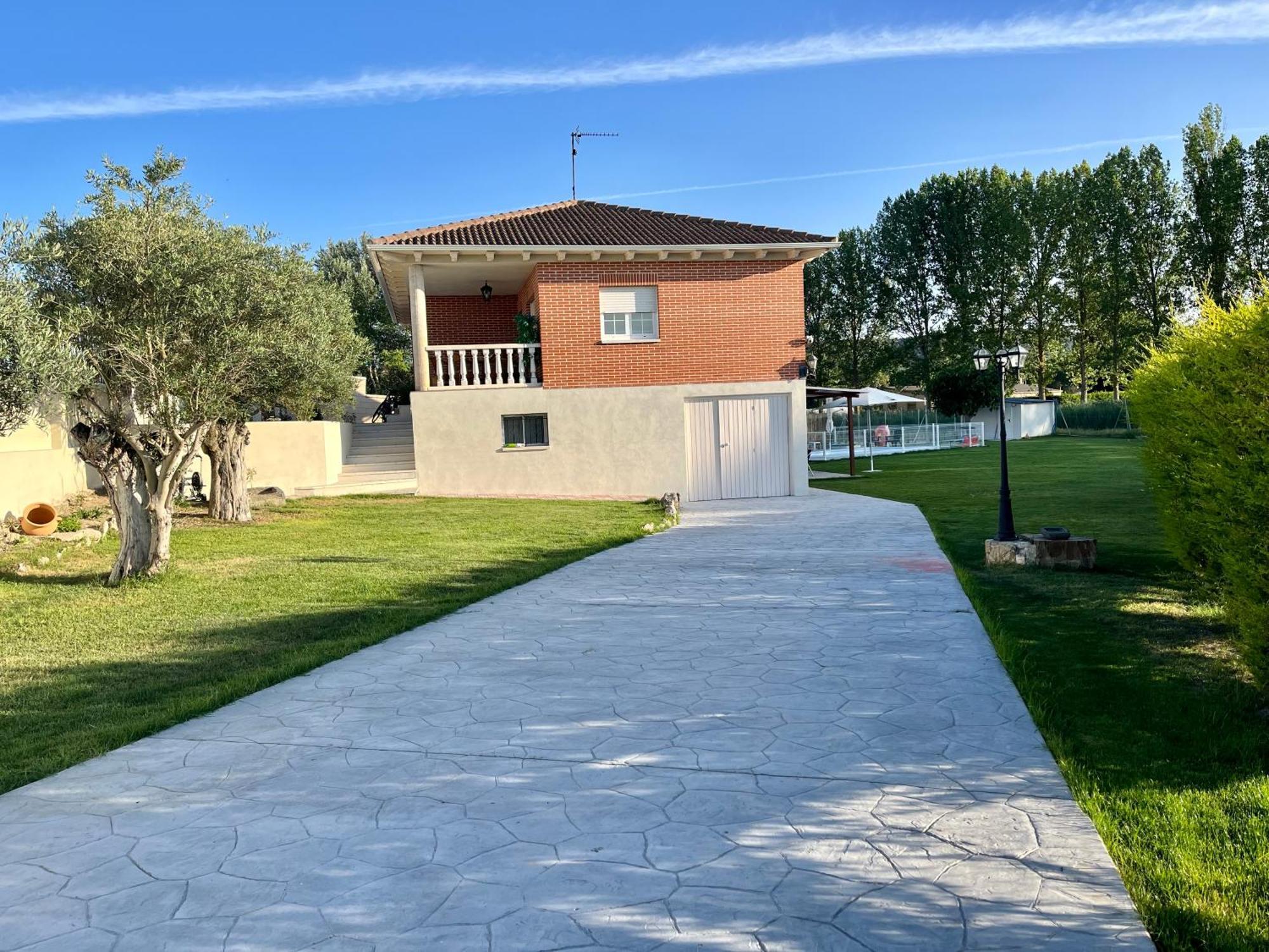 Casa A La Orilla Del Valcorba Santibáñez de Valcorba